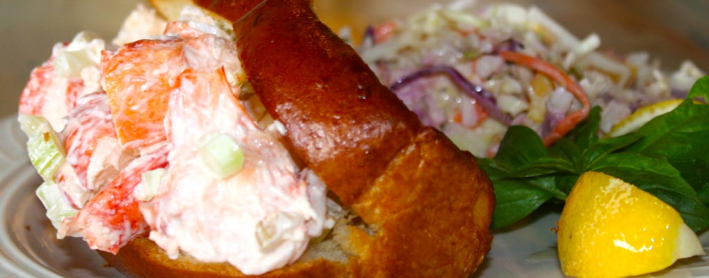 Lobster Roll - A New England Classic Lobster Roll - A New England Classic
